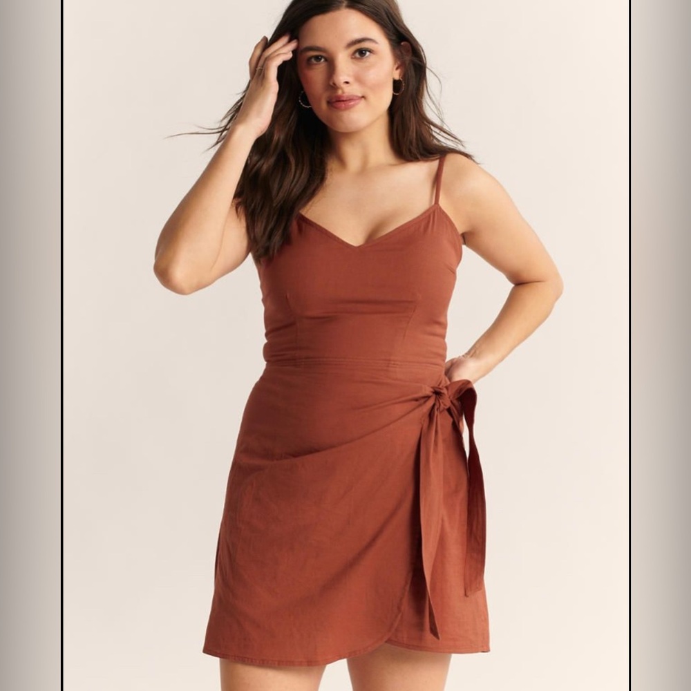 Abercrombie & Fitch Women’s Rust Brown Mini Faux Wrap Dress